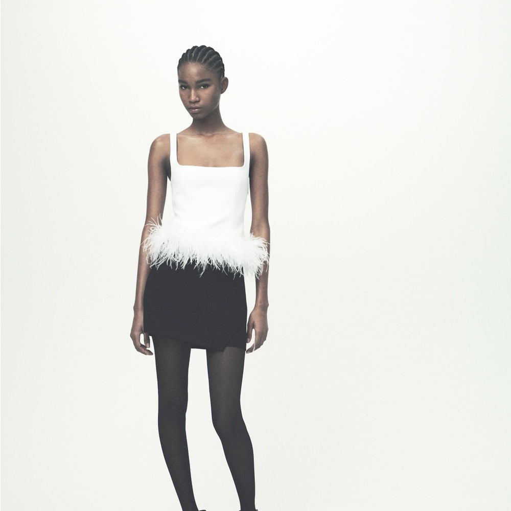 NWT Zara Stretchy Feather Top in White - Medium